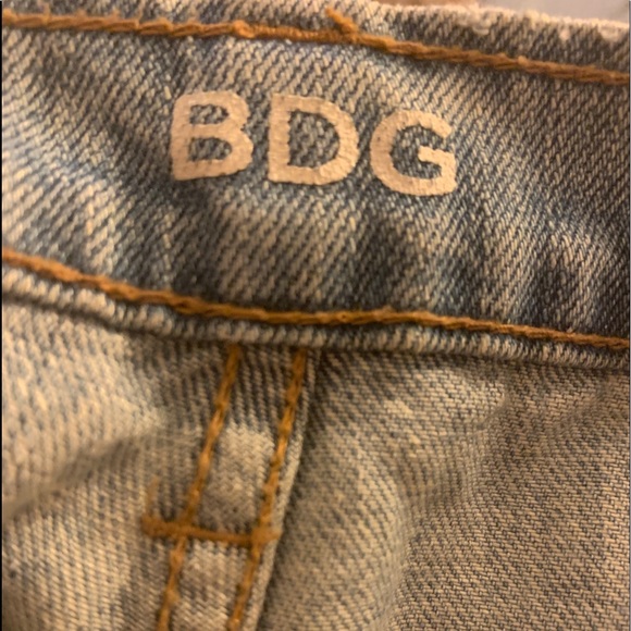 ULTRA distressed BDG jeans - Picture 2 of 3